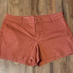 Women's a.n.a Rust Khaki Shorts